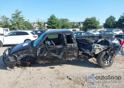 2002 GMC Sonoma Sls from USA, damaged, VIN 1GTCT19W828219424